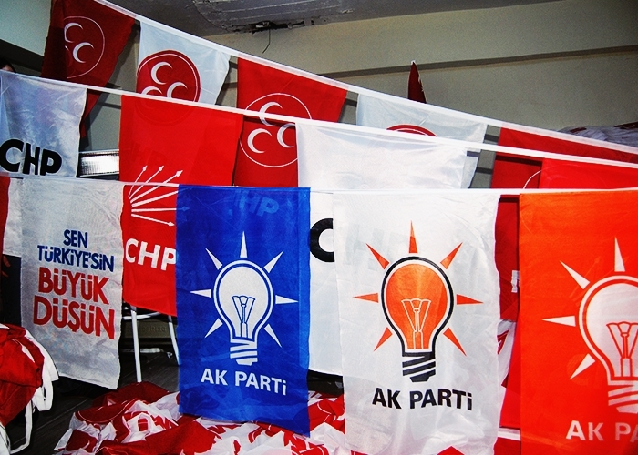 Ak Parti Bayrağı